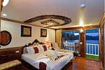 Suite cabin on Oasis Bay Cruises Halong Bay