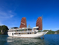Bai Tho Junks Halong